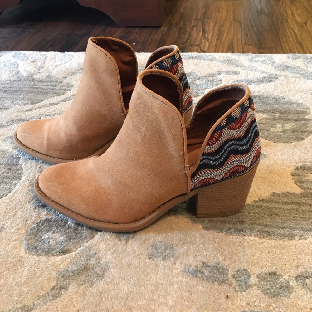 Booties 7.5